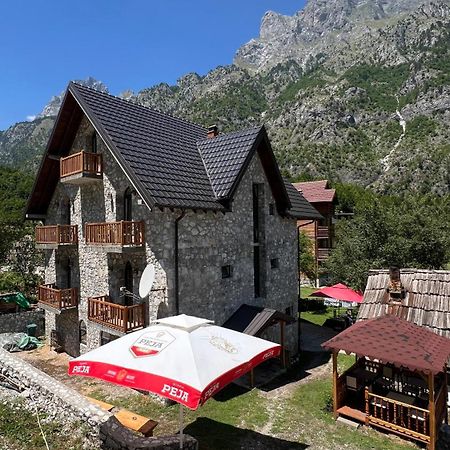 Stonehouse Villa فالبني المظهر الخارجي الصورة